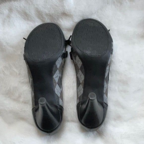 Kenneth Cole Tribeca heels 8 - Picture 4 of 6